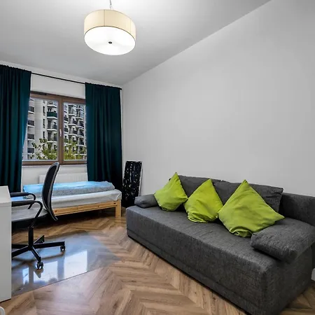 Business District - Parking, Balcony By Rentujemy Apartment