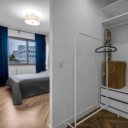 Business District - Parking, Balcony By Rentujemy Appartement Warschau