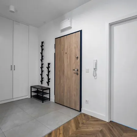 Business District - Parking, Balcony By Rentujemy