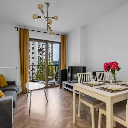 Appartement Business District - Parking, Balcony By Rentujemy